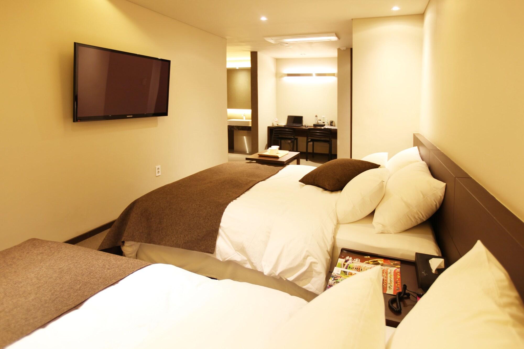 Hotel Vine סאונגנאם מראה חיצוני תמונה