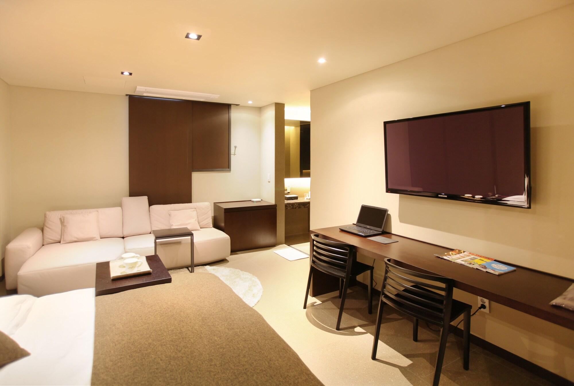 Hotel Vine סאונגנאם מראה חיצוני תמונה
