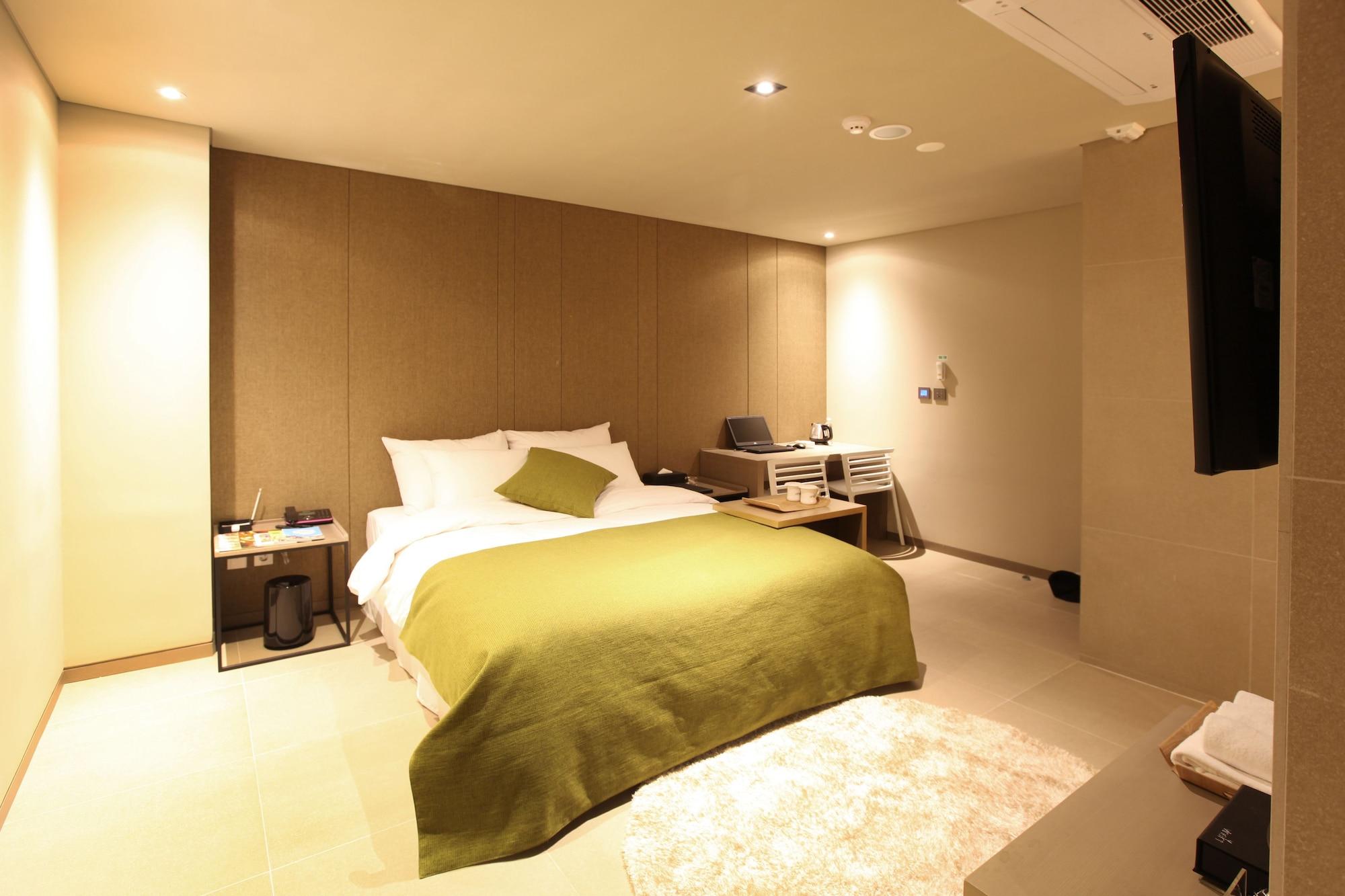 Hotel Vine סאונגנאם מראה חיצוני תמונה