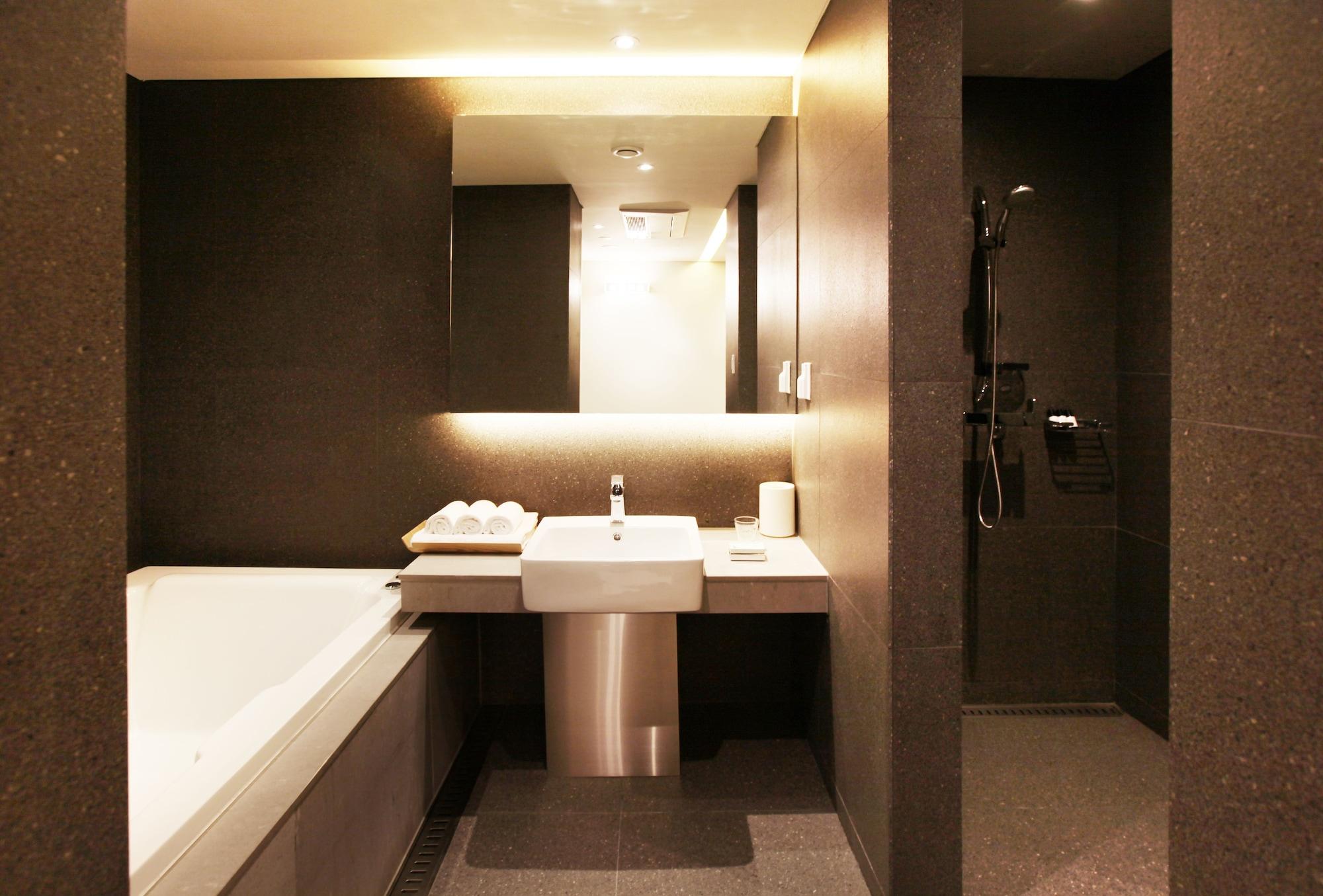 Hotel Vine סאונגנאם מראה חיצוני תמונה
